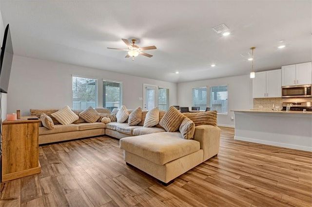 2643 Homestead Ranch Lane, Crosby, TX 77532