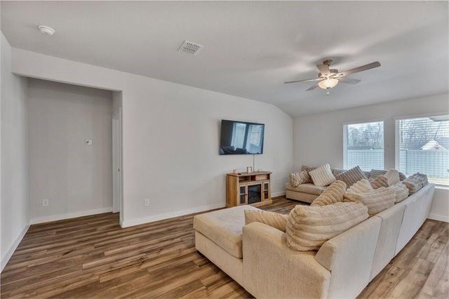 2643 Homestead Ranch Lane, Crosby, TX 77532