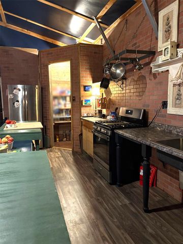 4314 County Road 108, Burnet, TX 78611