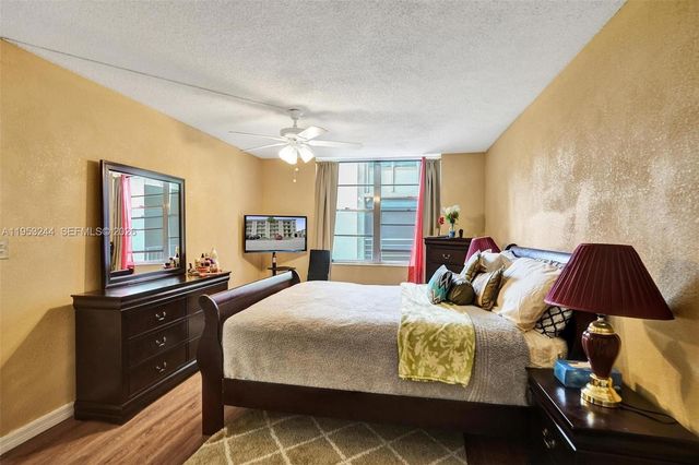 2999 NW 48th Avenue 245, Lauderdale Lakes, FL 33313