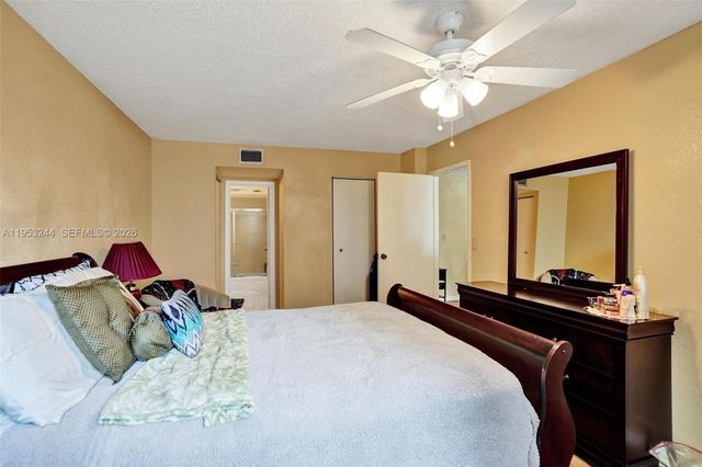 2999 NW 48th Avenue 245, Lauderdale Lakes, FL 33313
