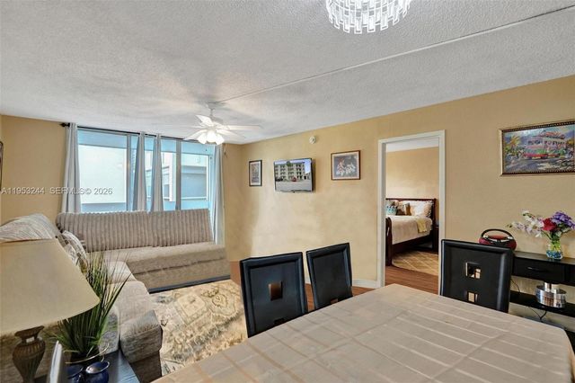 2999 NW 48th Avenue 245, Lauderdale Lakes, FL 33313