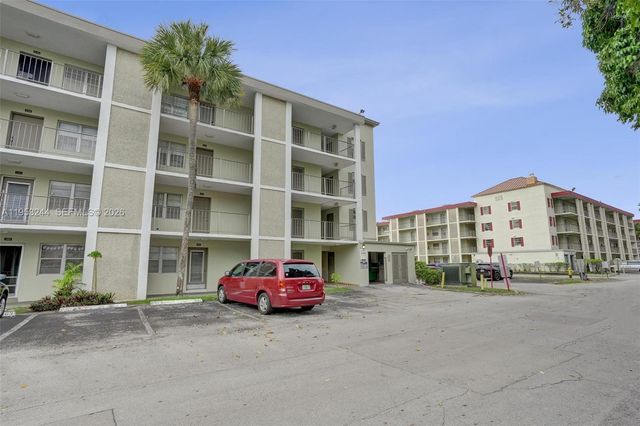 2999 NW 48th Avenue 245, Lauderdale Lakes, FL 33313