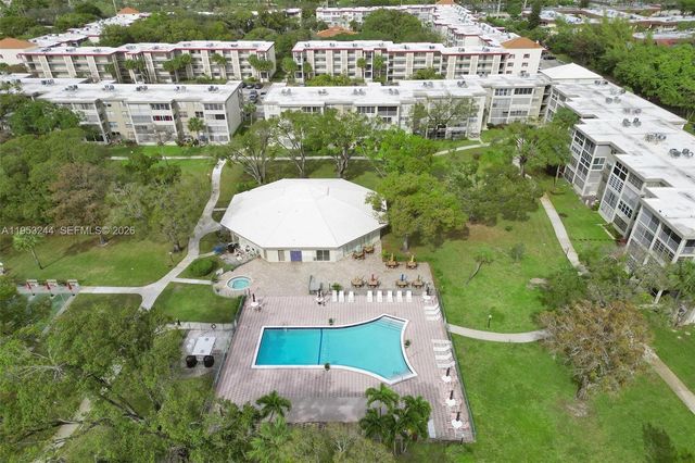 2999 NW 48th Avenue 245, Lauderdale Lakes, FL 33313