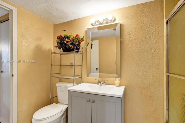 2999 NW 48th Avenue 245, Lauderdale Lakes, FL 33313