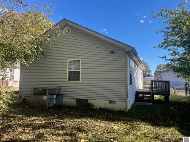 1123 Monroe Street, Paducah, KY 42001