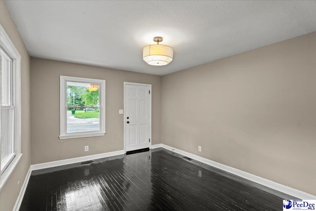 50 Victory Drive, Cheraw, SC 29520