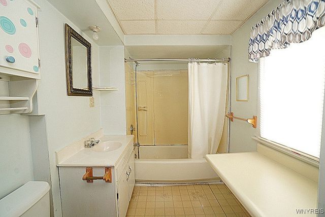 48 7th Avenue, North Tonawanda, NY 14120