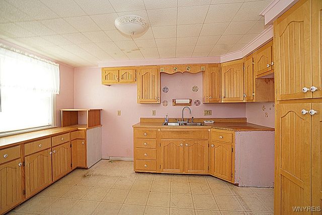 48 7th Avenue, North Tonawanda, NY 14120