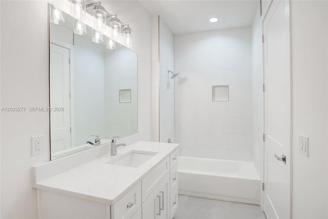 3804 SE 12th Avenue, Cape Coral, FL 33904