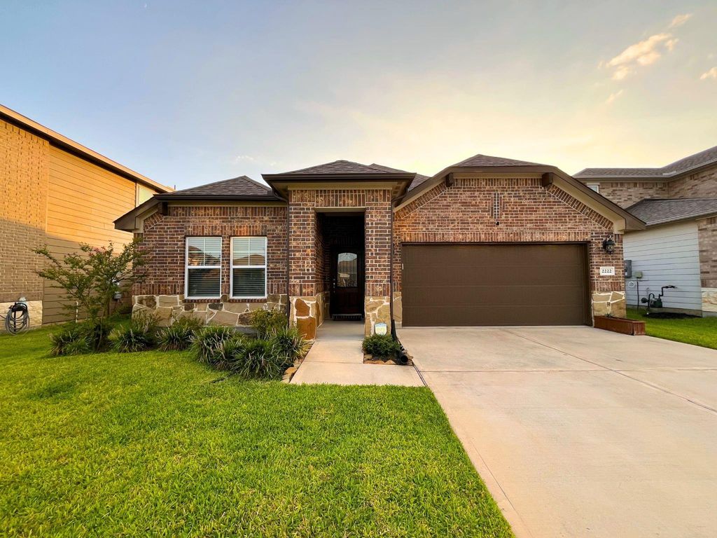 2222 Royal Ann Way, Tomball, TX 77375