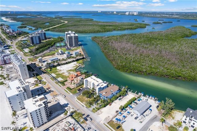 26371 Hickory BLVD 304, Bonita Springs, FL 34134