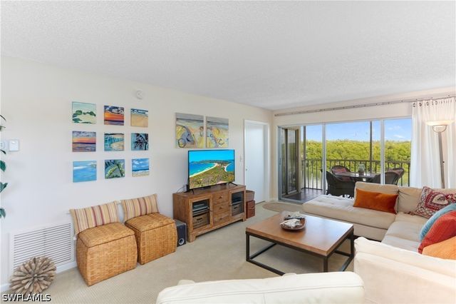 26371 Hickory BLVD 304, Bonita Springs, FL 34134