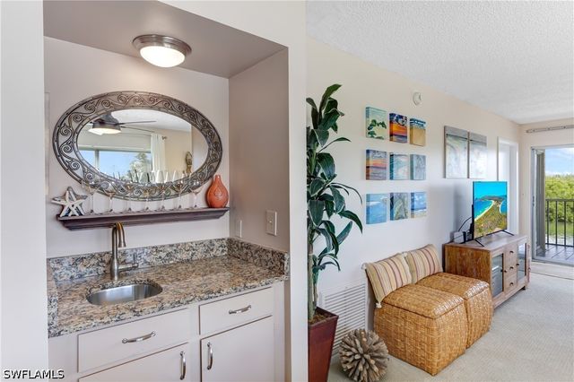 26371 Hickory BLVD 304, Bonita Springs, FL 34134