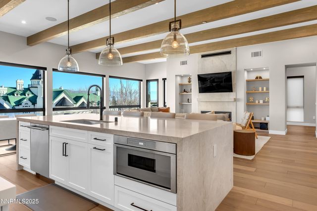 66 Caballada Street, Reno, NV 89511