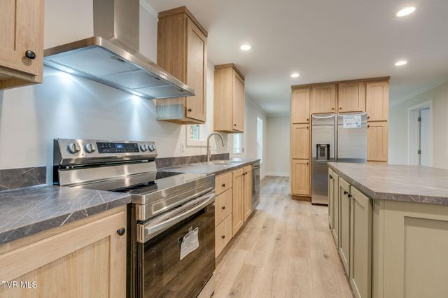 876 Bell Ridge Road, Kingsport, TN 37660