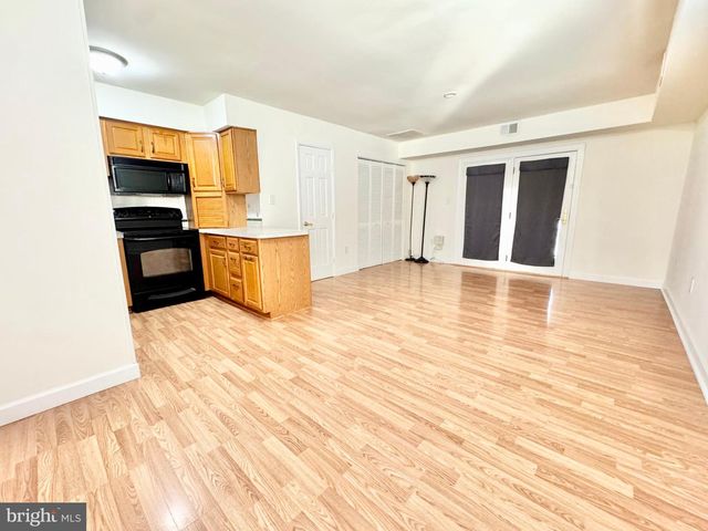 331 N GOVERNORS AVE, Dover, DE 19904