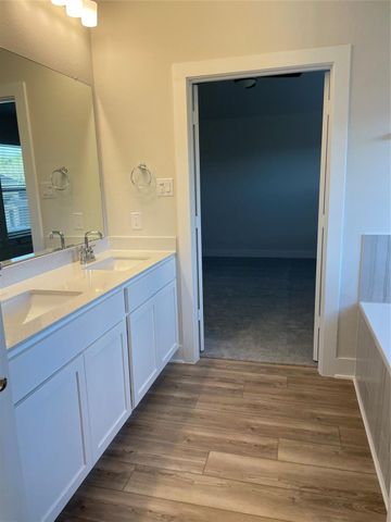 10638 Whitejacket, Conroe, TX 77385