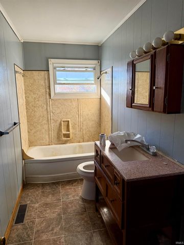 507 Turner Terrace, Walton, IN 46994