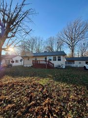 507 Turner Terrace, Walton, IN 46994