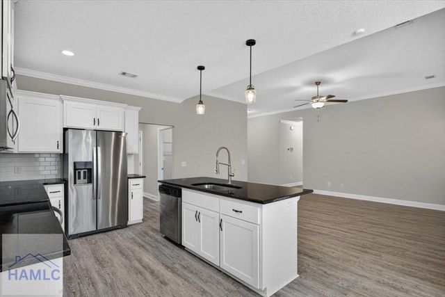258 Whipple Avenue, Hinesville, GA 31313