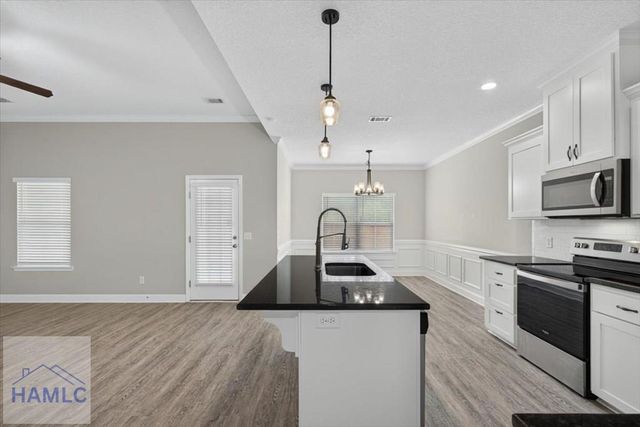 258 Whipple Avenue, Hinesville, GA 31313