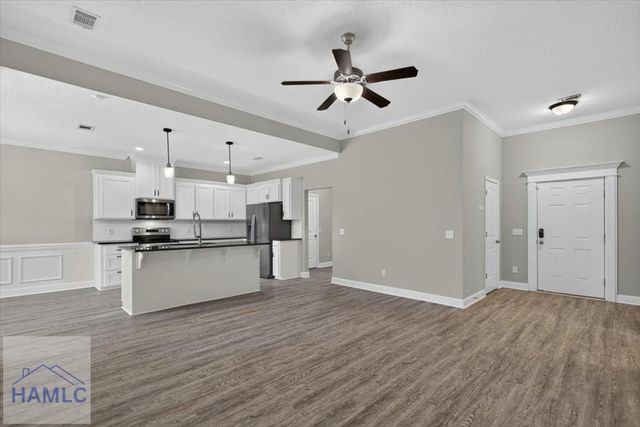 258 Whipple Avenue, Hinesville, GA 31313