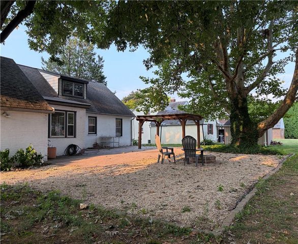 2714 Broad Street, Easton, PA 18045