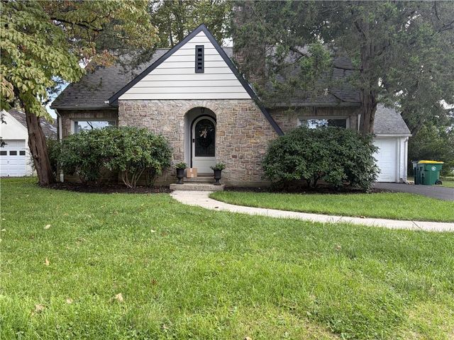 2714 Broad Street, Easton, PA 18045
