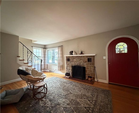 2714 Broad Street, Easton, PA 18045