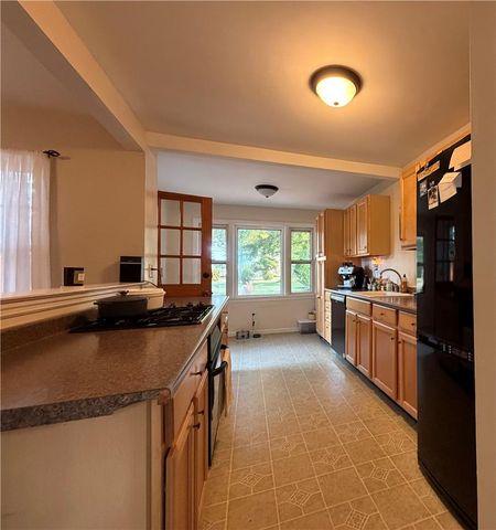 2714 Broad Street, Easton, PA 18045