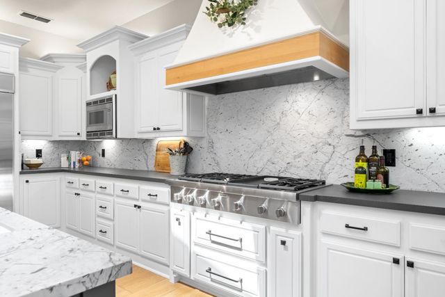 1047 Cambria Way, El Dorado Hills, CA 95762