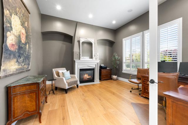 1047 Cambria Way, El Dorado Hills, CA 95762