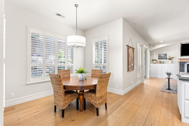 1047 Cambria Way, El Dorado Hills, CA 95762