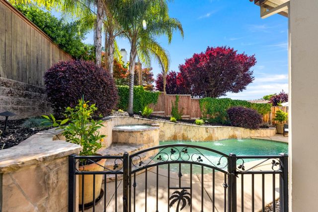 1047 Cambria Way, El Dorado Hills, CA 95762