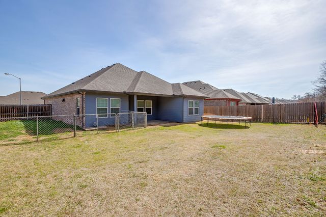 409 Titus Drive, Springtown, TX 76082