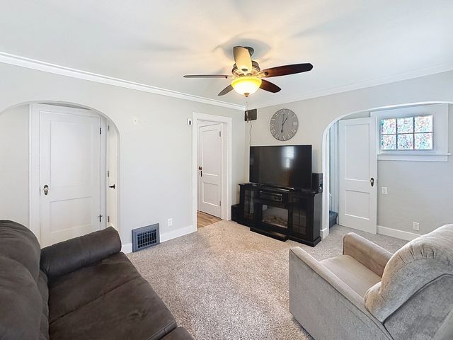 1841 32nd Street, Moline, IL 61265