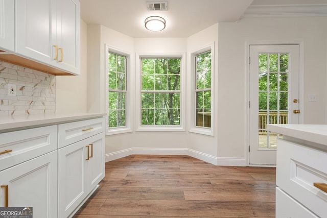305 Michael Circle, Canton, GA 30114
