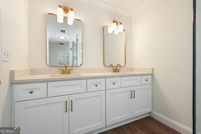 305 Michael Circle, Canton, GA 30114