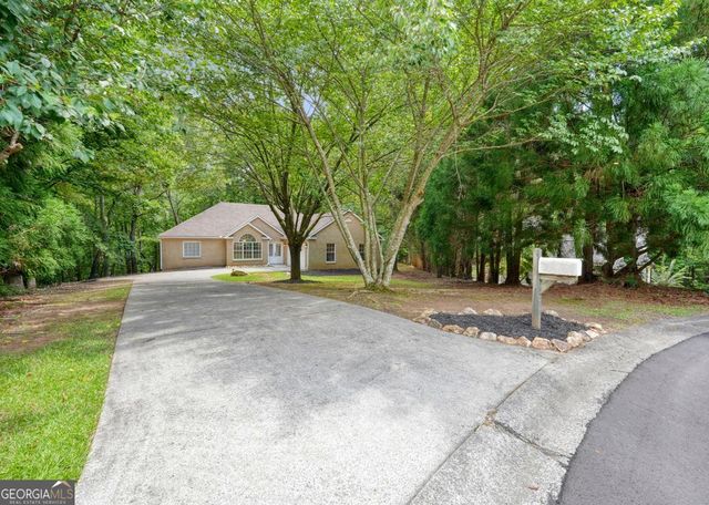 305 Michael Circle, Canton, GA 30114