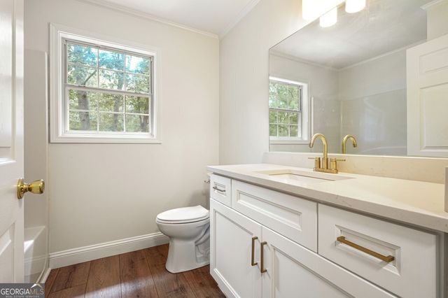 305 Michael Circle, Canton, GA 30114