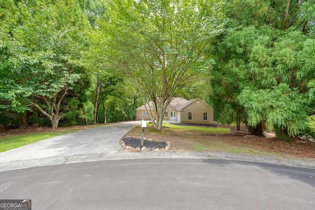 305 Michael Circle, Canton, GA 30114