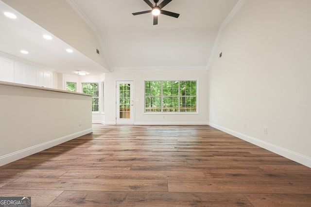 305 Michael Circle, Canton, GA 30114