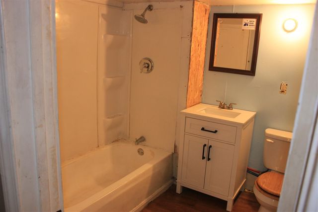 4884 E Apple Avenue, Muskegon, MI 49442