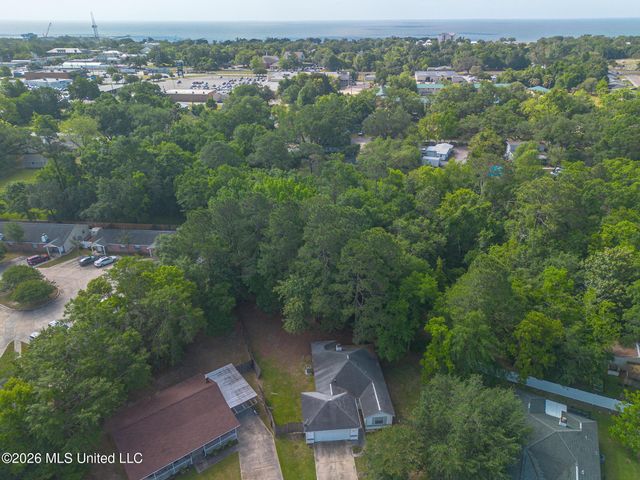 5 Michael Court, Long Beach, MS 39560