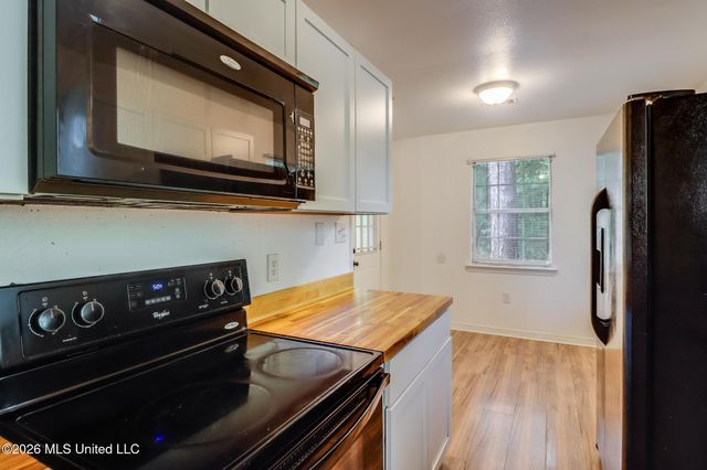 5 Michael Court, Long Beach, MS 39560