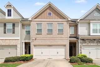 908 Arbor Crowne Drive, Lawrenceville, GA 30045
