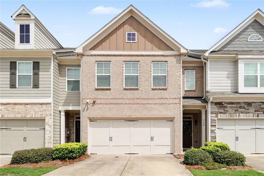 908 Arbor Crowne Drive, Lawrenceville, GA 30045