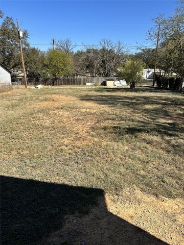 3514 2nd Street, Brownwood, TX 76801