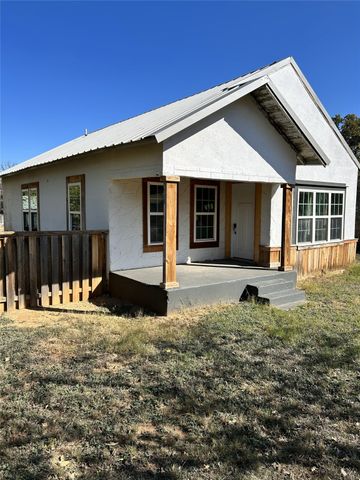 3514 2nd Street, Brownwood, TX 76801